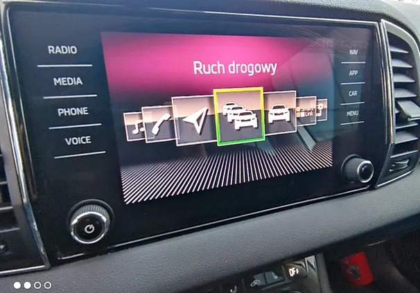 Skoda Karoq cena 77900 przebieg: 125000, rok produkcji 2018 z Płock małe 781